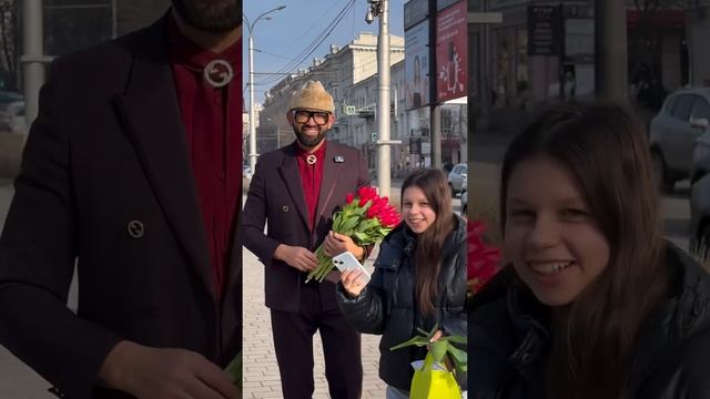 С Наступающим 8–марта - Николай Василенко!