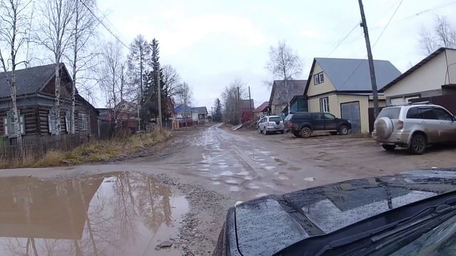 УЛИЦЫ ВОДНИКОВ И КОМСОМОЛЬСКАЯ В ПЛОХОМ СОСТОЯНИИ. ОКТЯБРЬ 2022