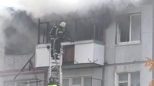 Пожар на 5 этаже многоквартирного дома