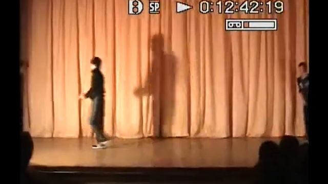 ДОЛ "Мечта". Выступление 4-го отряда (школа-интернат).flv