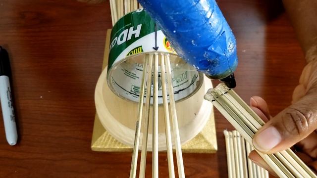 DIY High End Dimmable Wall Light Sconce With Skewers