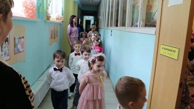 04 Заходят