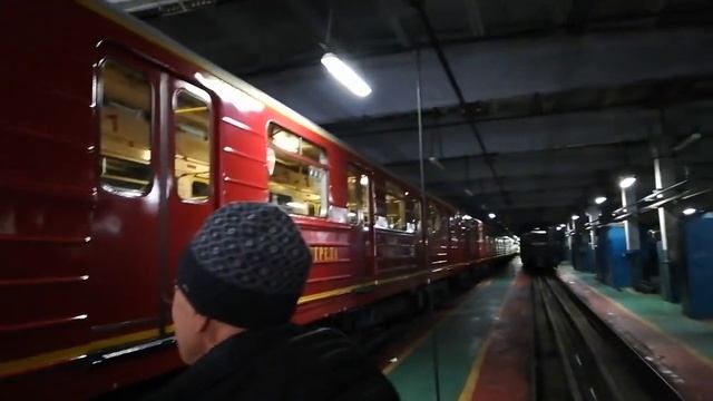 81-717.5М/714.5М "Номерной" | "Красная Стрела" Выезд из Электродепо "Северное"
