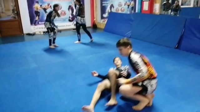 Проход за спину и два варианта перевода в партер