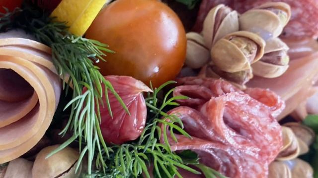 Мясной букет / вкусный букет из закусок