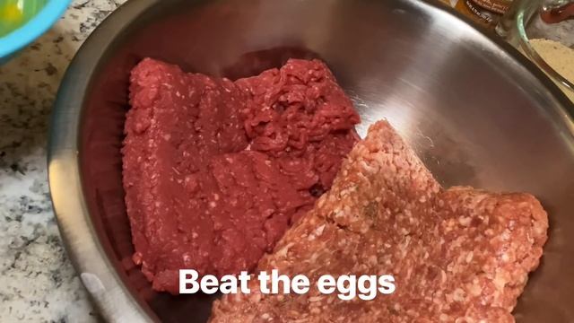 ALBONDIGAS-JUICY MEATBALLS-SALSA PARA ALBONDIGAS-HOMEMADE MEATBALLS-ALBONDIGAS JUGOSAS|LBORIVAZQUEZ
