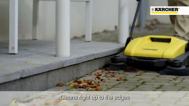 Sweep up leaves 5x faster | Karcher S650 Sweeper