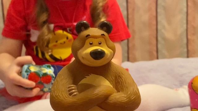 Нина и Маша готовятся к 8 марта