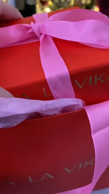 именной браслет 🎁 #vivalavika #gift #распаковка