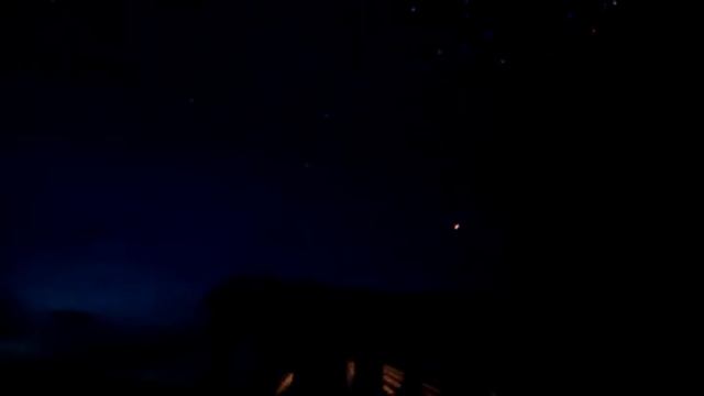 Запуск светящихся шариков в небо Одессы 8 июня 2013 года.