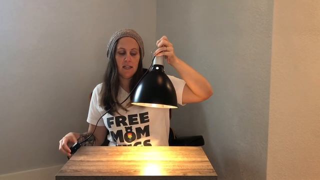 Review of Reptile Light Fixture, Makmzoon 8.5inch Deep Dome Reflector Domes with Switch Reptile Hea