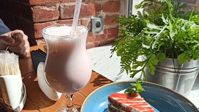 Вкусняшки в ресторане!