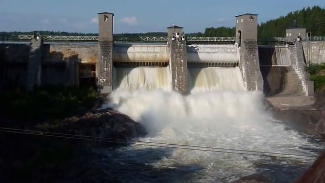 Imatra. Пуск воды с плотины. 2011