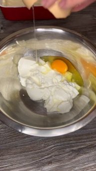 Сметанник с ягодами. Сметанник с творогом. Сметанник пп. Вкусный сметанник . Рецепт сметанника #еда