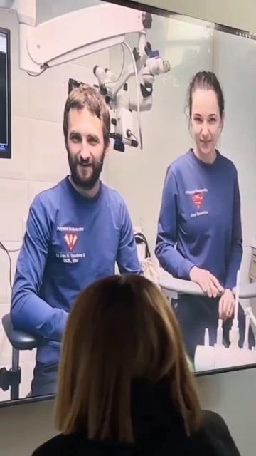 Стоматологи, с праздником!