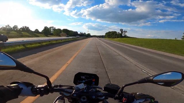 2022 BMW S1000r I Break in period