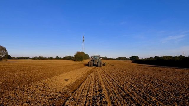 Fendt Vario 933 mit Amazone Cirus