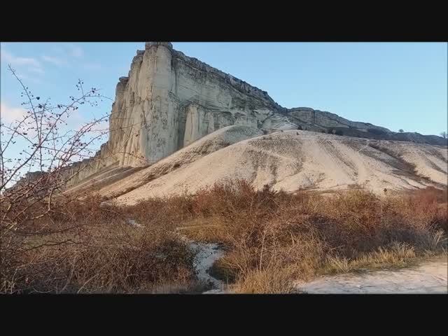 МОТОКРОСС    Крым, район  Белой скалы (  Ак-Кая́ ) близ города  Белогорск