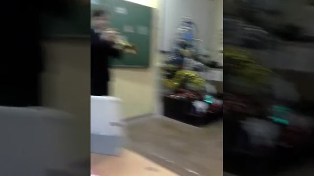 Мой одноклассник играет на трубе