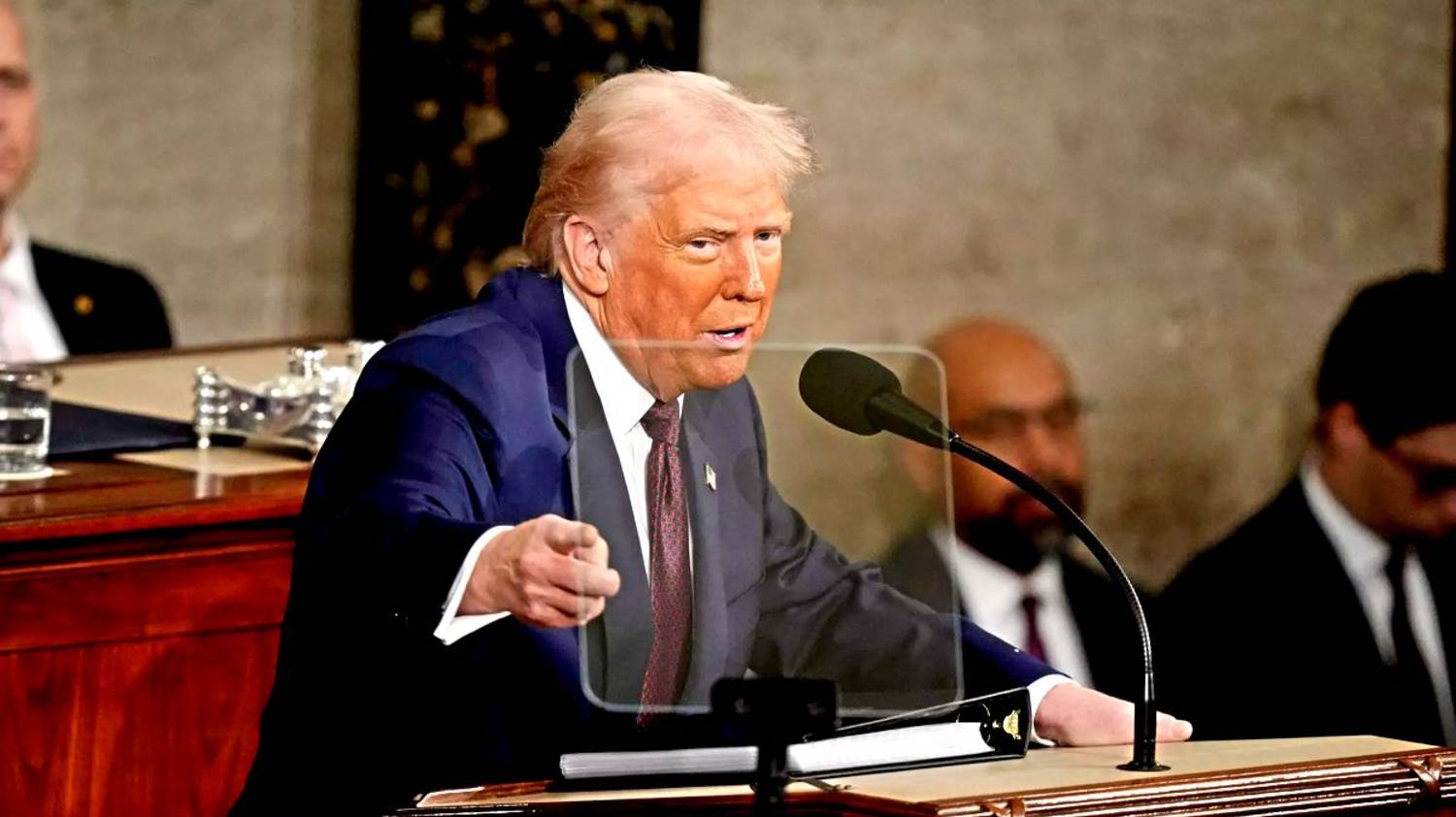 Речь Трампа в Конгрессе расколола его противников