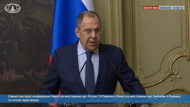 «Конечно, это угроза в адрес России»: Сергей Лавров сравнил Макрона с Гитлером и Наполеоном