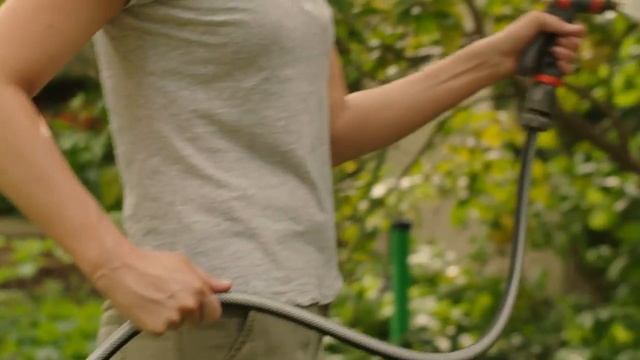 Nylex Garden Hoses TV Commercial