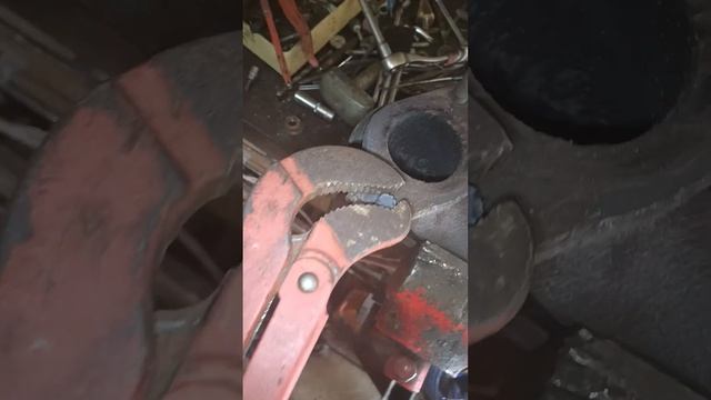 remove broken bolt without extractor/welding