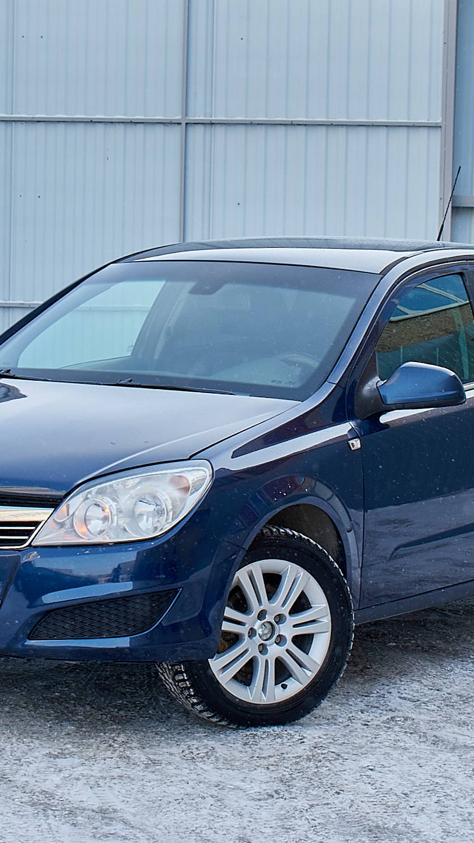 Обзор на Opel Astra Седан 1.6 MT 2010г