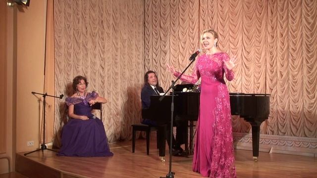 Кириллова в 2017 году в Доме романса