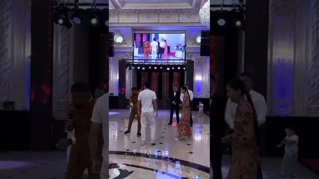 СУПЕР ТАМАДА САБЫРЖАН 2023 новый ойын БҰЛ ТОЙ ПОТОЛОК БОЛДЫ😱😂 той бойынша 87027460007, 87477460007