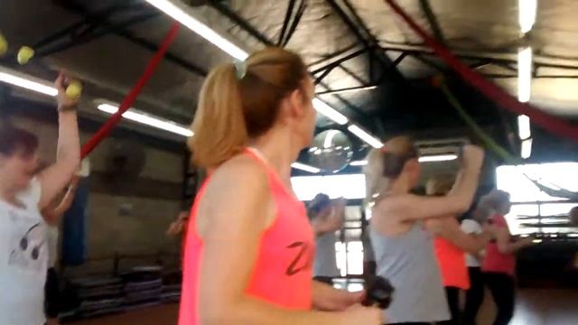 Mas zumba toning con romina dipierro