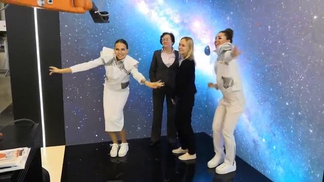 Робот-БуллетТайм на ваше Мероприятие!  Заказ - Аренда Робот Мода #робот #буллеттайм www.robotmoda.r