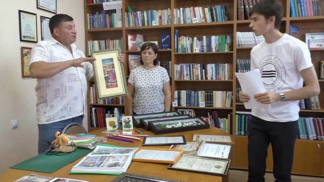 Умельцы Яковлевского городского округа  Инна и Александр Суровцевы из села Гостищево