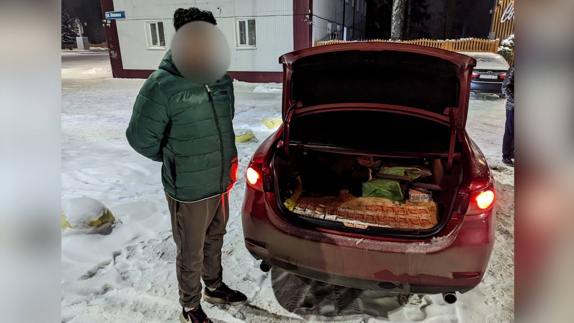 Взятка от афганцев