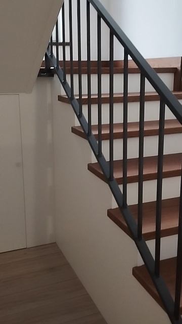 1000026030.mp4