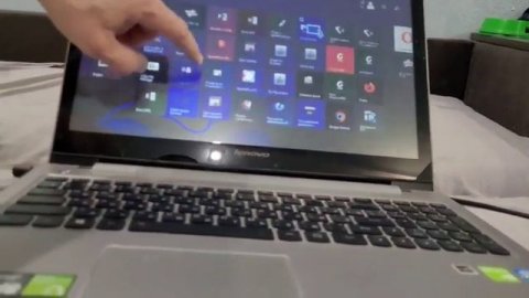 Ноутбук Lenovo IdeaPad Z500 Touch (сенсорный экран)