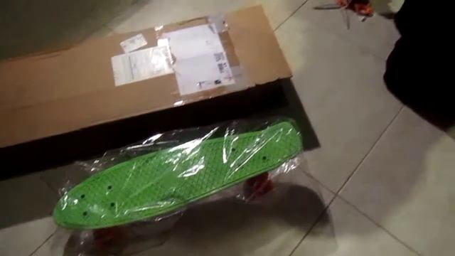 Penny Skateboard Unboxing