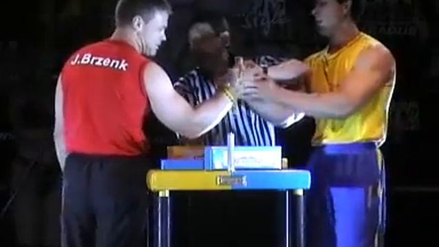 งัดข้อ John Brzenk vs  Taras  Ivakin 2005