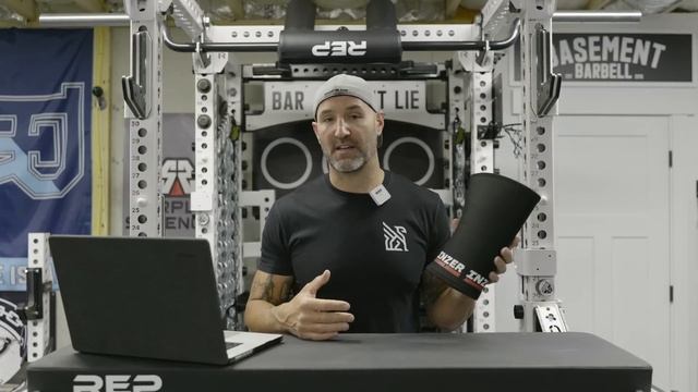 Stiff Knee Sleeve Buyers Guide - Inzer, Titan, SBD, Pioneer, Iron Rebel and More