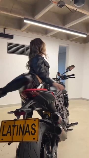 МОТО красота и ничего лишнего...