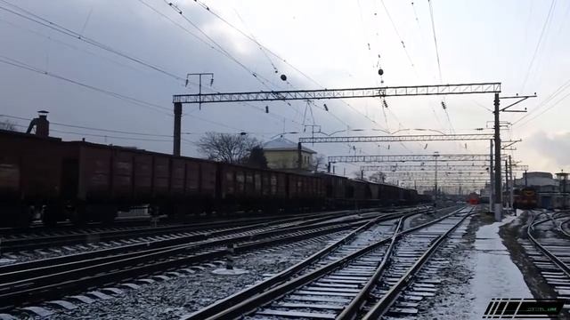 ВЛ80К-167 с грузовым поездом