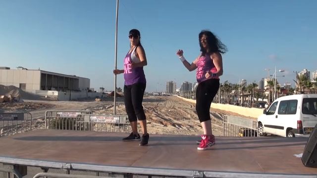 Willy William feat. Cris Crab - "Paris" Zumba