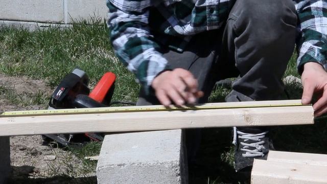 Skateboarding Gear : How to Make Your Own Skateboard Grind Box