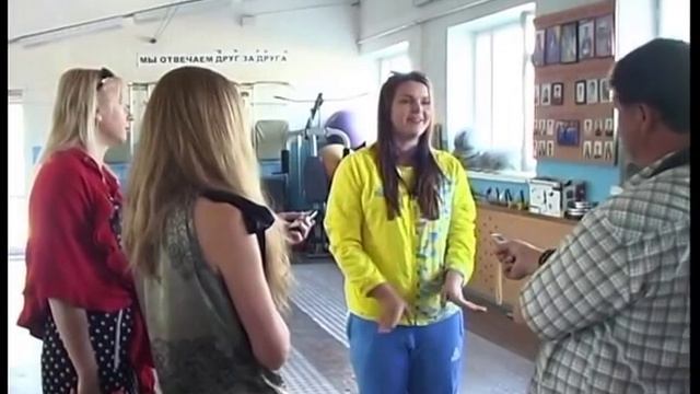 02.09.2016.ХАЕС.Аліну Комащук вітали у рідній спортивній школі.