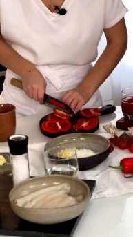 Поделитесь в комментариях, а как вы чистите болгарский перец #готовка #рецепты #кулинария