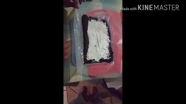 Paulina super necia prepara postre con galleta oreo