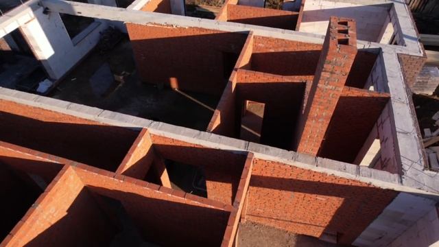 Готовый дом из газоблока с облицовкой кирпичом