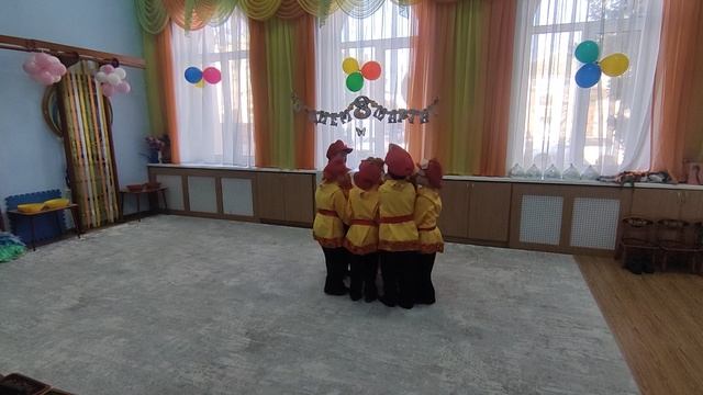 танец для дошкольников" гостьюшки".mp4