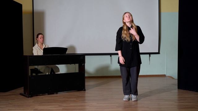 Школа № 384. Ангелина на конкурс - 2025