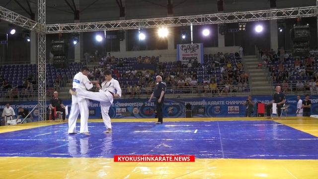 WKO EC 2021. 1/16 -75 Kamil Berkowicz (Poland, aka) - Mehdi Jafarov (Azerbaijan)